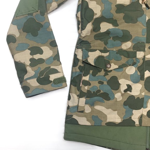 NEW DC SHOES CAMO SNOWBOARD SKI JACKET - Picture 7 of 9